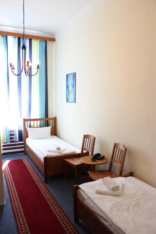 Hotel-Pension Rheingold Am Kurfuerstendamm Berlin Extérieur photo