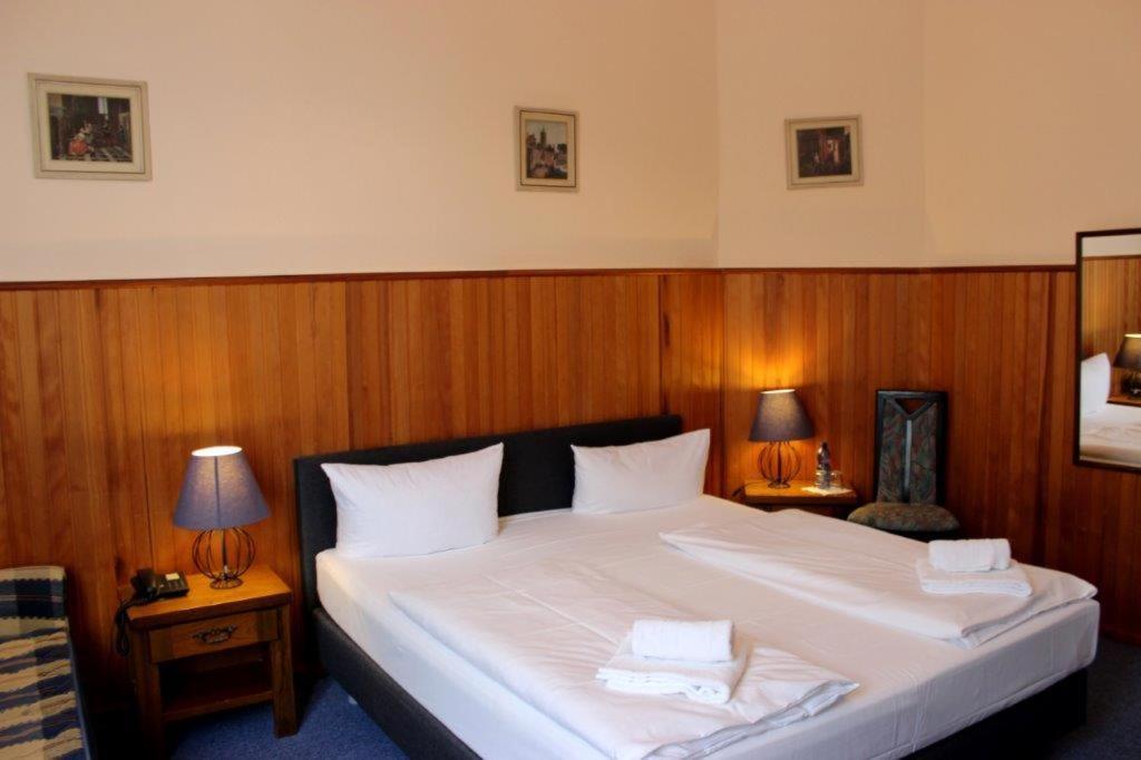 Hotel-Pension Rheingold Am Kurfuerstendamm Berlin Extérieur photo