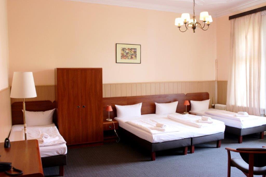 Hotel-Pension Rheingold Am Kurfuerstendamm Berlin Extérieur photo