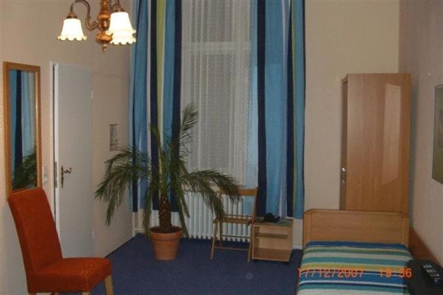 Hotel-Pension Rheingold Am Kurfuerstendamm Berlin Extérieur photo